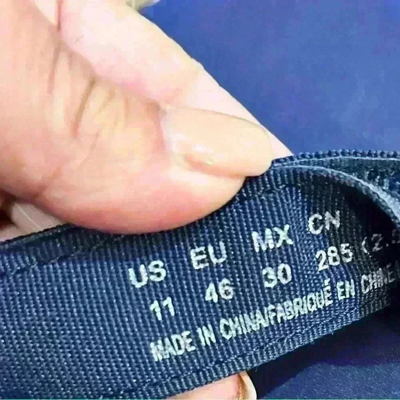 American Eagle Blue Tribal Print Sandals Size 11 - Picture 6 of 8